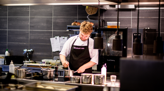 Chaqueta Cocinero Moderna: Tendencias en Chaquetas de Cocinero Moderna: Estilo y Comodidad para la Nueva Generación